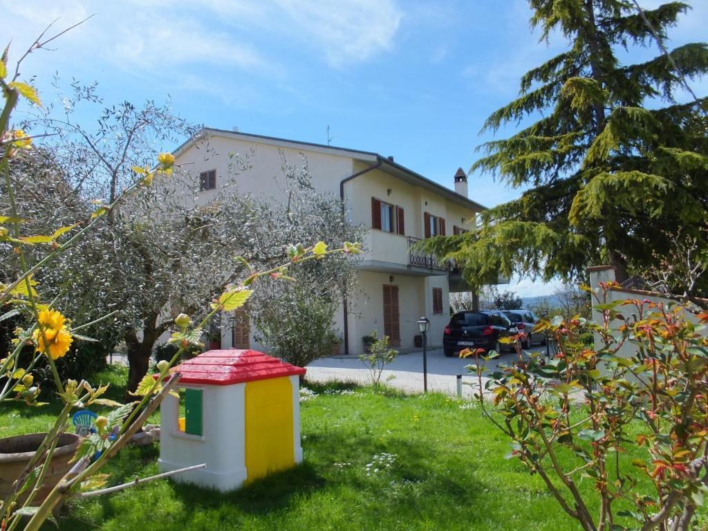 Cascina Antonini Guest House Foligno Exterior photo